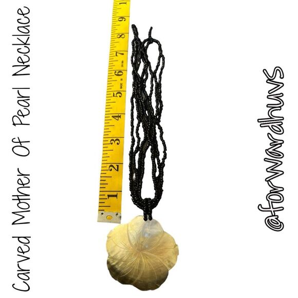 Handmade Mother of Pearl Hibiscus Necklace - Artistry in Every Petal - Picture 10 of 12